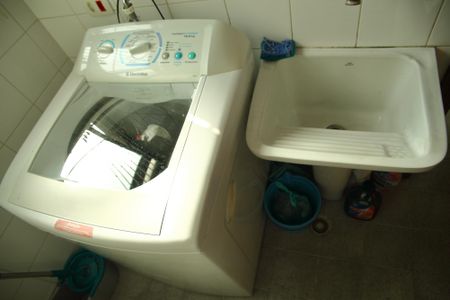 Apartamento à venda com 75m², 2 quartos e 1 vagaÁrea de Serviço