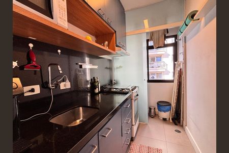 Apartamento à venda com 38m², 1 quarto e 1 vaga Apartamento à venda com 38m², 1 quarto e 1 vagaCozinha