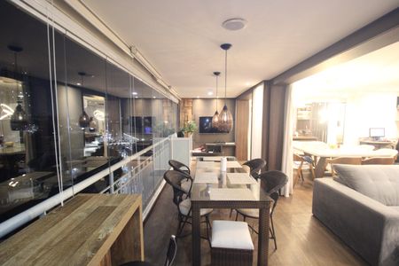 Apartamento à venda com 142m², 3 quartos e 2 vagasSala - Varanda