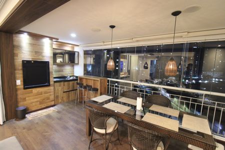 Apartamento à venda com 142m², 3 quartos e 2 vagasSala - Varanda