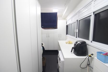 Apartamento à venda com 142m², 3 quartos e 2 vagasÁrea de Serviço