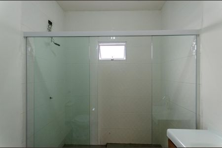 Casa à venda com 150m², 4 quartos e 4 vagas Casa à venda com 150m², 4 quartos e 4 vagasBanheiro