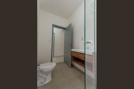 Casa à venda com 150m², 4 quartos e 4 vagas Casa à venda com 150m², 4 quartos e 4 vagasSuíte - Banheiro