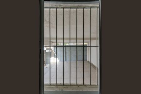 Casa à venda com 150m², 4 quartos e 4 vagas Casa à venda com 150m², 4 quartos e 4 vagasSuíte - Janela