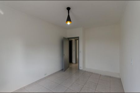 Casa à venda com 150m², 4 quartos e 4 vagas Casa à venda com 150m², 4 quartos e 4 vagasQuarto 2