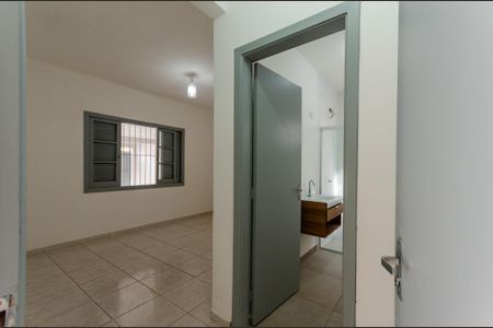 Casa à venda com 150m², 4 quartos e 4 vagas Casa à venda com 150m², 4 quartos e 4 vagasSuíte
