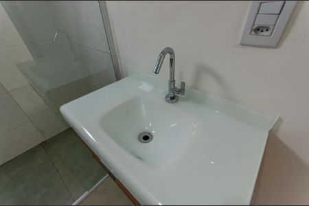 Casa à venda com 150m², 4 quartos e 4 vagas Casa à venda com 150m², 4 quartos e 4 vagasBanheiro