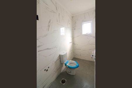 Casa de condomínio à venda com 70m², 2 quartos e 1 vaga Casa de condomínio à venda com 70m², 2 quartos e 1 vagaBanheiro