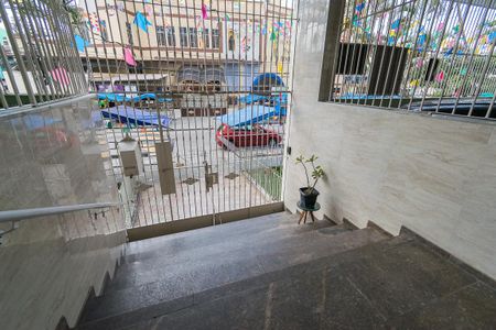 Apartamento à venda com 75m², 2 quartos e sem vaga Apartamento à venda com 75m², 2 quartos e sem vagaÁrea comum - Hall da entrada