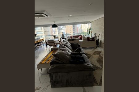 Apartamento à venda com 222m², 3 quartos e 4 vagas