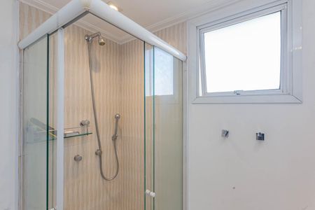 Apartamento à venda com 85m², 2 quartos e 2 vagasBanheiro da Suíte