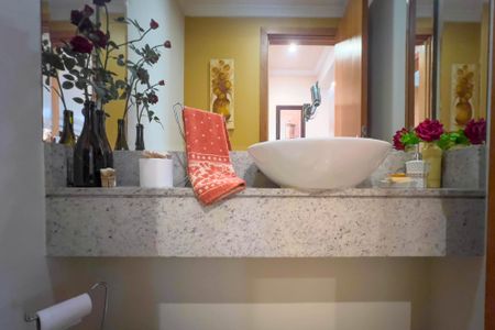 Apartamento à venda com 146m², 4 quartos e 2 vagas Apartamento à venda com 146m², 4 quartos e 2 vagasLavabo