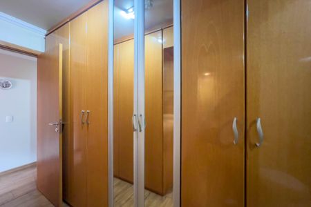 Apartamento à venda com 146m², 4 quartos e 2 vagas Apartamento à venda com 146m², 4 quartos e 2 vagasSuíte 1