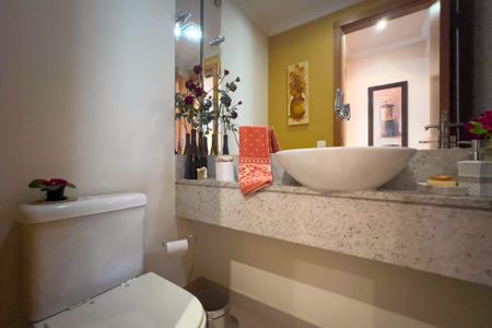 Apartamento à venda com 146m², 4 quartos e 2 vagas Apartamento à venda com 146m², 4 quartos e 2 vagasLavabo