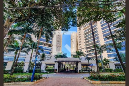 Apartamento à venda com 146m², 4 quartos e 2 vagas Apartamento à venda com 146m², 4 quartos e 2 vagasFachada