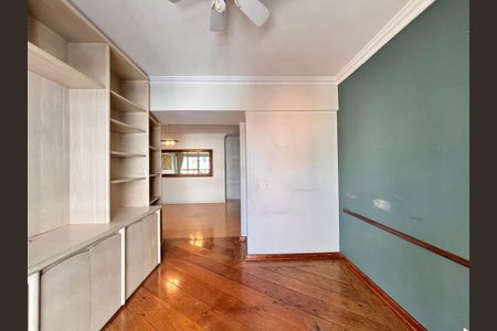 Apartamento à venda com 165m², 3 quartos e 2 vagas Apartamento à venda com 165m², 3 quartos e 2 vagasSala de TV