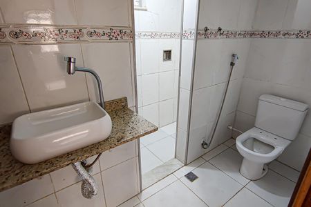 Apartamento à venda com 52m², 2 quartos e sem vaga Apartamento à venda com 52m², 2 quartos e sem vagaBanheiro