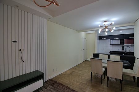 Apartamento à venda com 70m², 2 quartos e 1 vagaSala