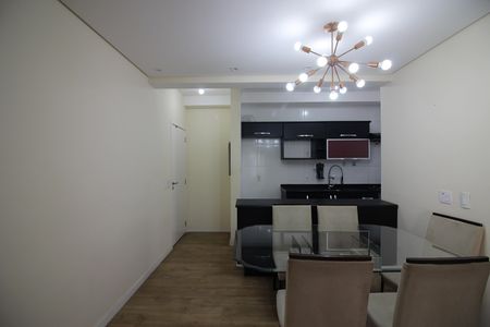 Apartamento à venda com 70m², 2 quartos e 1 vagaSala