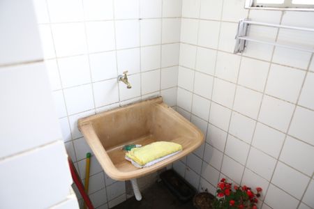 Apartamento à venda com 60m², 3 quartos e 1 vagaÁrea de Serviço