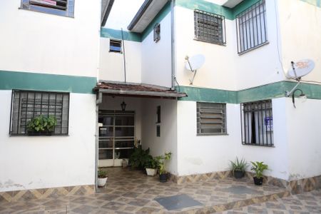 Apartamento à venda com 60m², 3 quartos e 1 vagaFachada