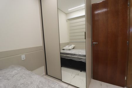 Apartamento à venda com 90m², 3 quartos e 2 vagasQuarto 2