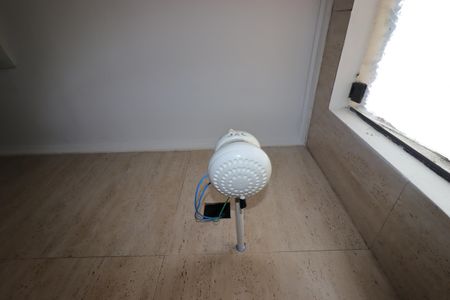 Apartamento à venda com 106m², 2 quartos e 2 vagasBanheiro da Suíte - Chuveiro