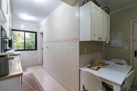Apartamento à venda com 109m², 3 quartos e 2 vagas Apartamento à venda com 109m², 3 quartos e 2 vagasCozinha