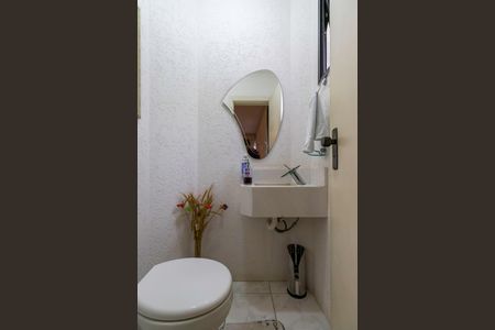 Apartamento à venda com 109m², 3 quartos e 2 vagas Apartamento à venda com 109m², 3 quartos e 2 vagasLavabo