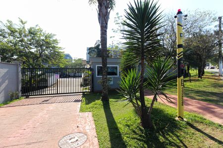 Apartamento à venda com 42m², 2 quartos e 1 vaga Apartamento à venda com 42m², 2 quartos e 1 vagaFachada