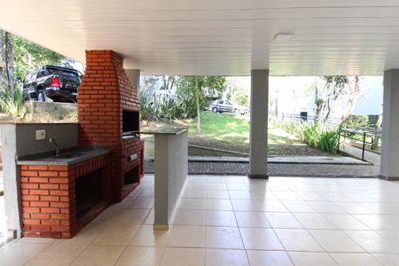 Apartamento à venda com 42m², 2 quartos e 1 vaga Apartamento à venda com 42m², 2 quartos e 1 vagaÁrea comum - Churrasqueira