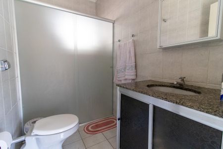 Casa à venda com 357m², 3 quartos e 3 vagasBanheiro 1