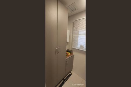 Apartamento à venda com 98m², 3 quartos e 2 vagas Apartamento à venda com 98m², 3 quartos e 2 vagasQuarto