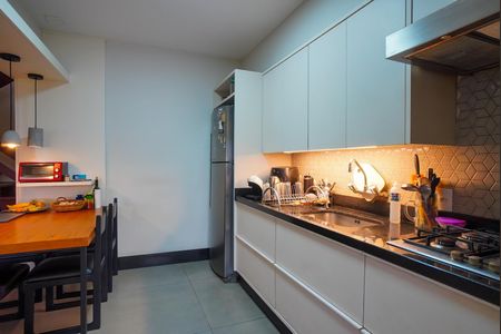 Apartamento à venda com 257m², 3 quartos e 2 vagas Apartamento à venda com 257m², 3 quartos e 2 vagasCozinha