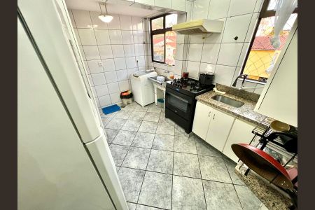 Apartamento à venda com 192m², 4 quartos e 1 vaga Apartamento à venda com 192m², 4 quartos e 1 vagaCozinha
