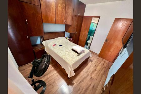 Apartamento à venda com 192m², 4 quartos e 1 vaga Apartamento à venda com 192m², 4 quartos e 1 vagaSuíte