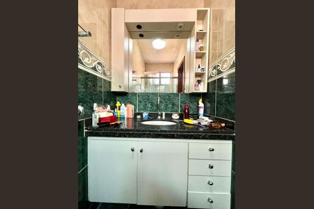 Apartamento à venda com 192m², 4 quartos e 1 vaga Apartamento à venda com 192m², 4 quartos e 1 vagaBanheiro da Suíte