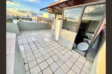 Apartamento à venda com 192m², 4 quartos e 1 vaga Apartamento à venda com 192m², 4 quartos e 1 vagaCobertura
