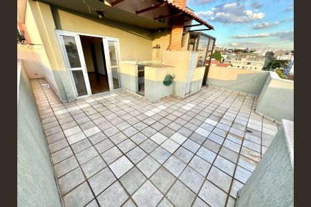 Apartamento à venda com 192m², 4 quartos e 1 vaga Apartamento à venda com 192m², 4 quartos e 1 vagaCobertura