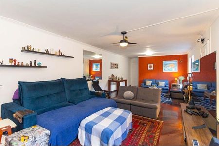 Casa à venda com 185m², 3 quartos e 2 vagas Casa à venda com 185m², 3 quartos e 2 vagasFoto 03