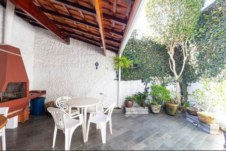 Casa à venda com 185m², 3 quartos e 2 vagas Casa à venda com 185m², 3 quartos e 2 vagasFoto 30