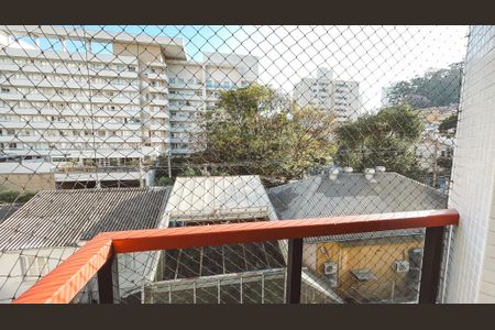 Apartamento à venda com 94m², 3 quartos e 2 vagas Apartamento à venda com 94m², 3 quartos e 2 vagasVaranda da Sala