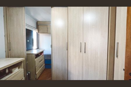 Apartamento à venda com 94m², 3 quartos e 2 vagas Apartamento à venda com 94m², 3 quartos e 2 vagasQuarto 1