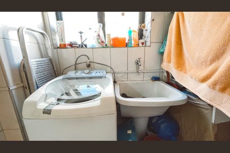 Apartamento à venda com 94m², 3 quartos e 2 vagas Apartamento à venda com 94m², 3 quartos e 2 vagasÁrea de Serviço