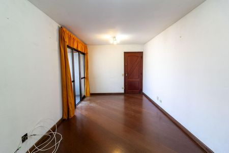 Apartamento à venda com 77m², 3 quartos e 2 vagas Apartamento à venda com 77m², 3 quartos e 2 vagasSala
