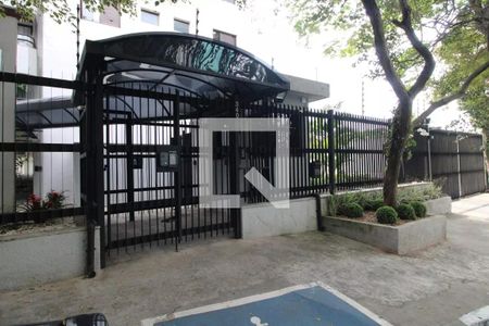 Apartamento à venda com 77m², 3 quartos e 2 vagas Apartamento à venda com 77m², 3 quartos e 2 vagasFachada