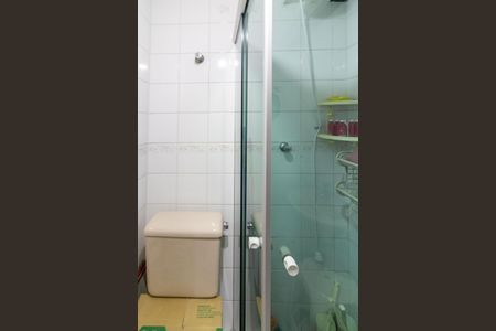 Apartamento à venda com 77m², 3 quartos e 2 vagas Apartamento à venda com 77m², 3 quartos e 2 vagasBanheiro da Suíte 1