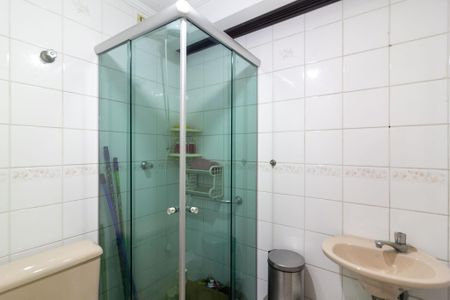 Apartamento à venda com 77m², 3 quartos e 2 vagas Apartamento à venda com 77m², 3 quartos e 2 vagasBanheiro da Suíte 1