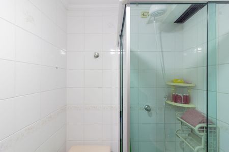 Apartamento à venda com 77m², 3 quartos e 2 vagas Apartamento à venda com 77m², 3 quartos e 2 vagasBanheiro da Suíte 1