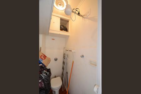 Apartamento à venda com 56m², 2 quartos e sem vagaBanheiro de Serviço